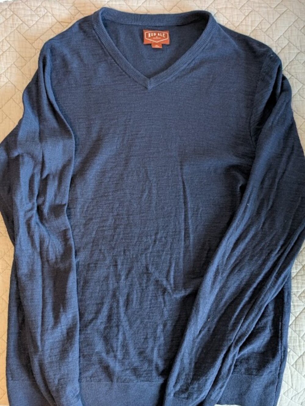 Mens Red Ale V neck sweater - XL